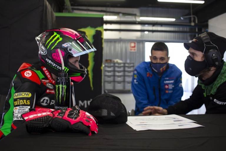 Ana Carrasco - im Hintergrund Joan Lascorz