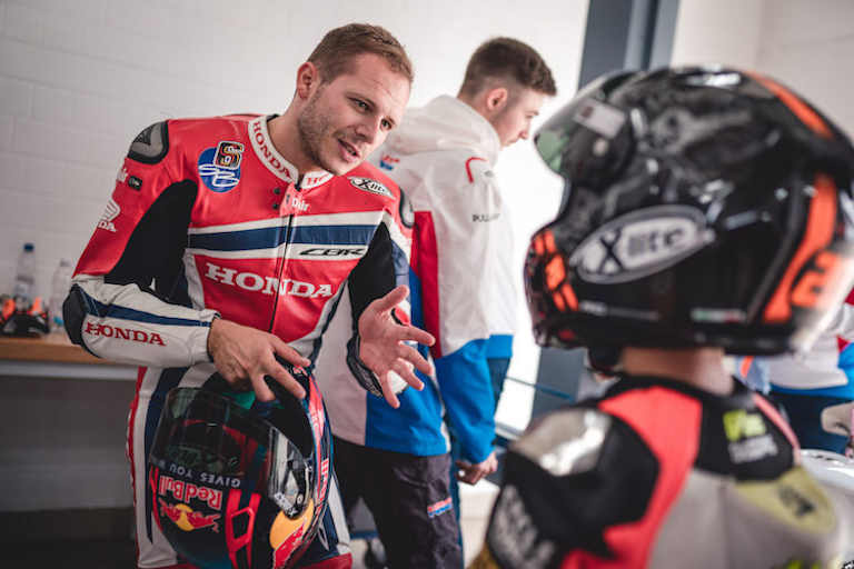 Fynn Kratochwil im Gespräch mit Stefan Bradl
