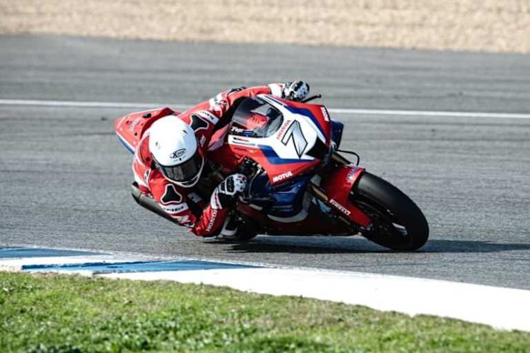 Iker Lecuona auf der Honda Fireblade
