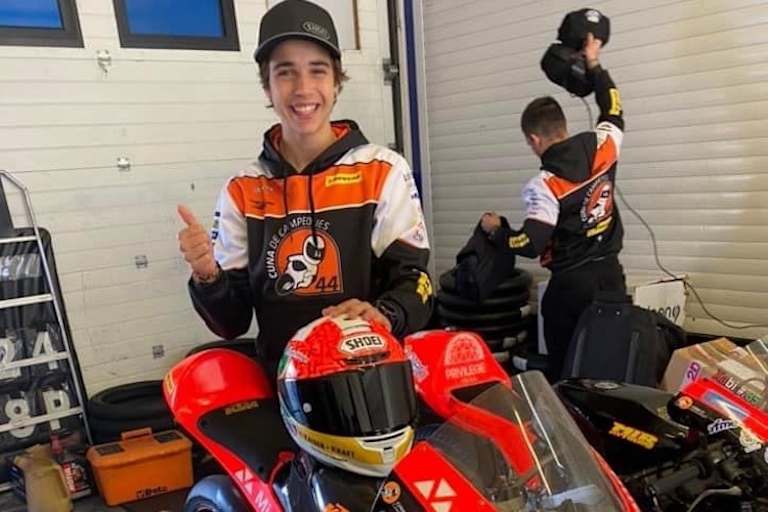 Noah Dettwiler in den Farben der Cuna de Campeones