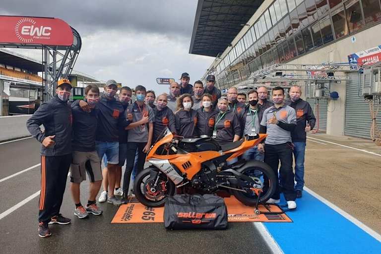 Team Motobox Kremer Racing