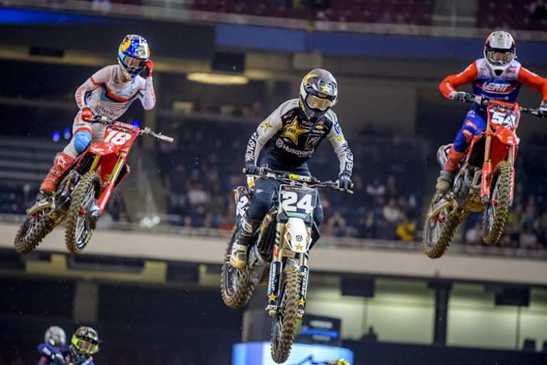 Jett Lawrence (#18) dominierte die Ostküsten-Meisterschaft