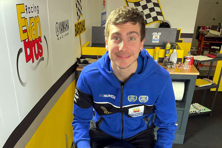 Lorenzo Baldassarri fühlt sich wohl in der Box des Teams Bardahl Evan Bros Yamaha