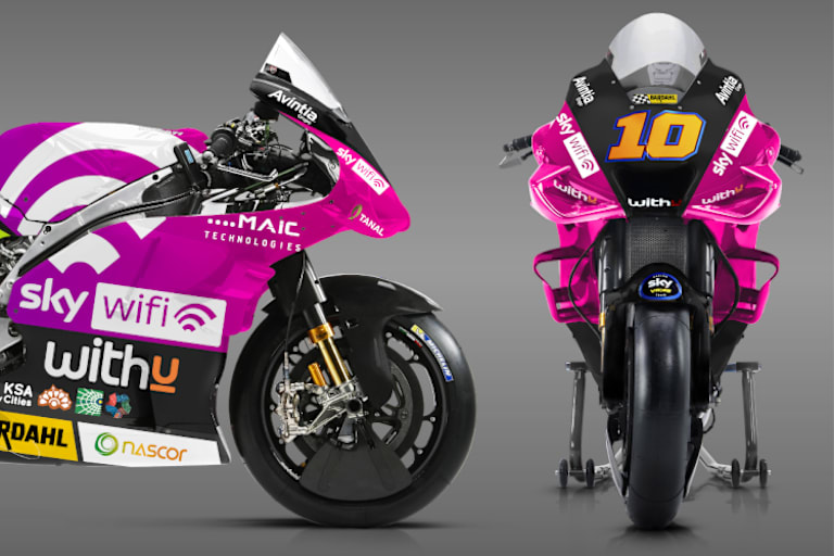 Spezialdesign: Schwarz trifft auf Lila und vor allem Pink