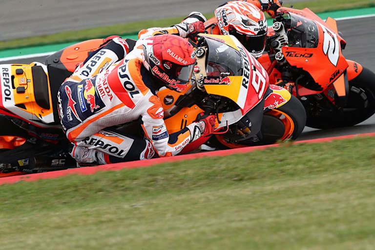 Kampf im FP1: Marc Márquez gegen Iker Lecuona