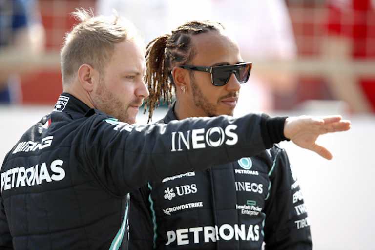 Valtteri Bottas und Lewis Hamilton