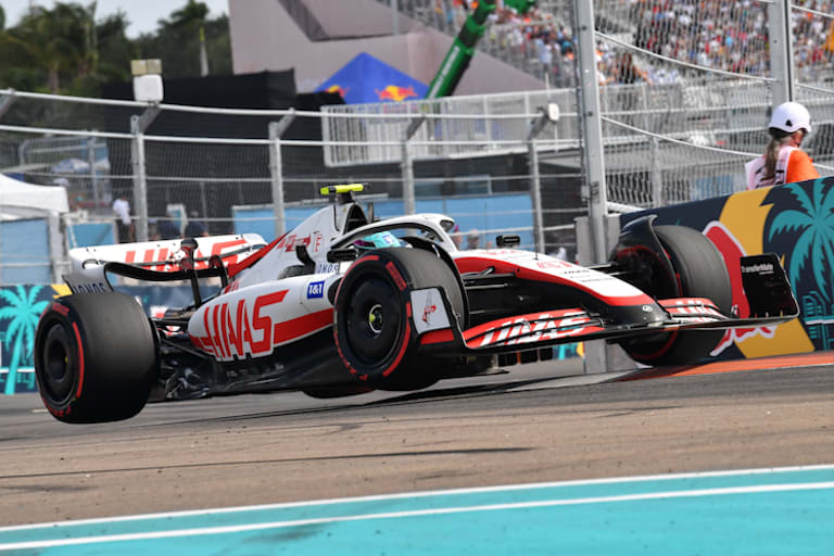 Mick Schumacher beim Training in England