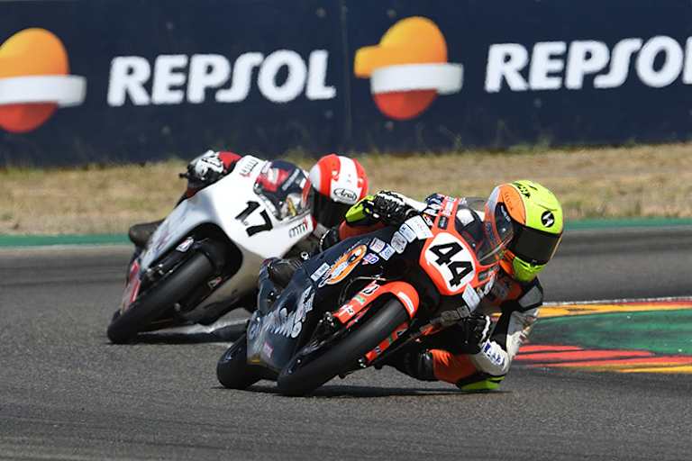 ETC in Aragón: Hugo Millán (44) vor Torin Collins (17)