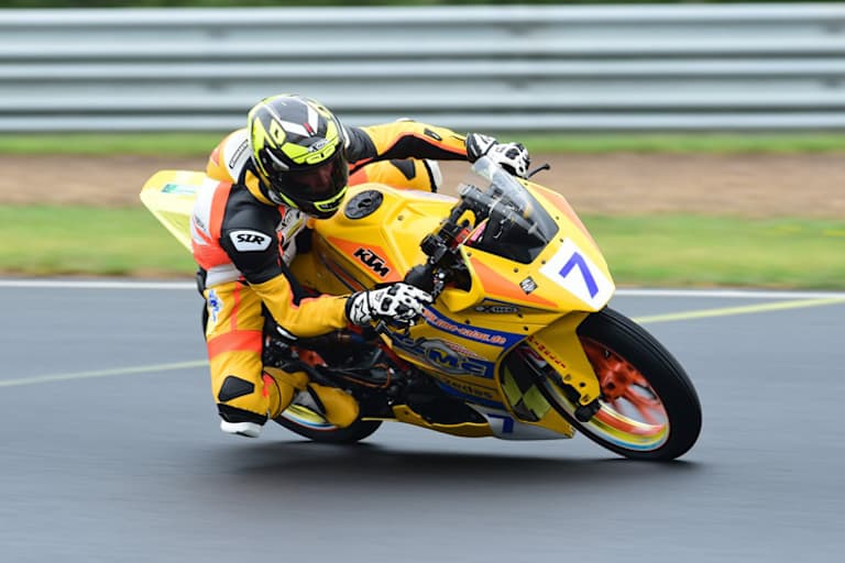 Im normalen Leben fährt Netzker KTM