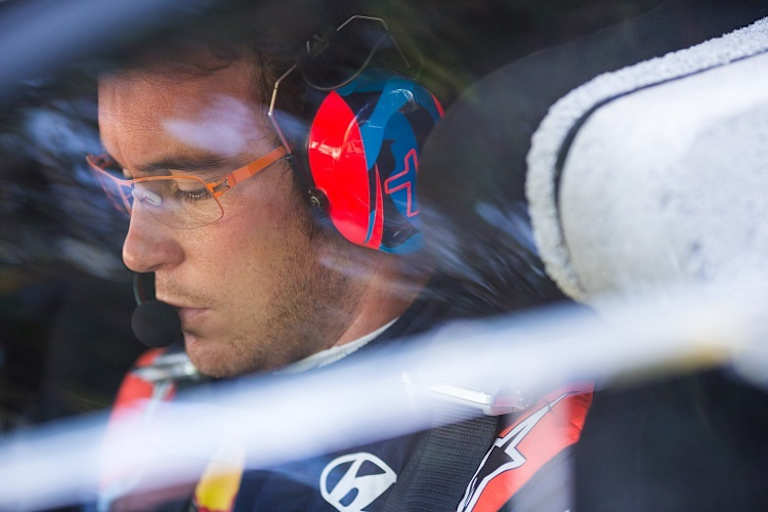   Haucdünne Titelchance für Thierry Neuville