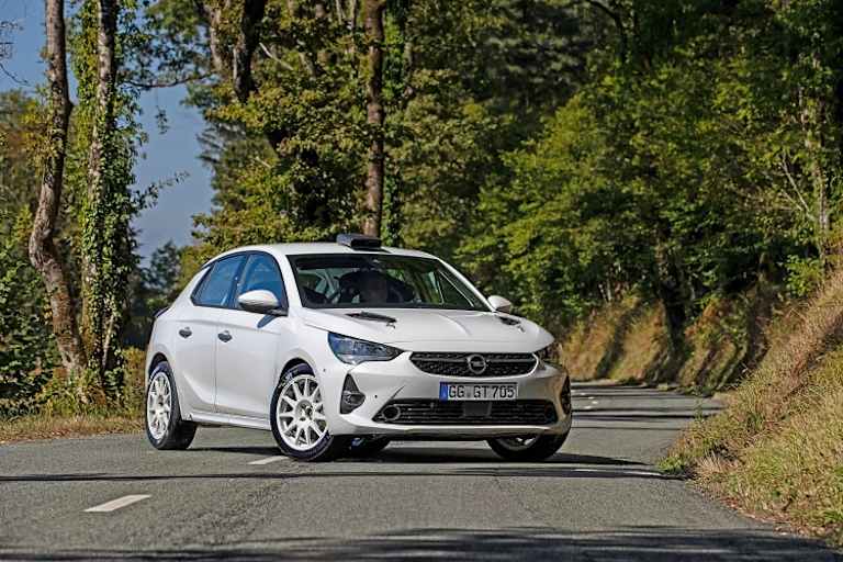 Opel Coras Rally4, das neue Rallyefahrzeug von Opel