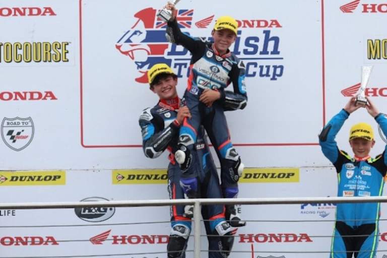 Beide Fahrer wurde als Sieger gewertet