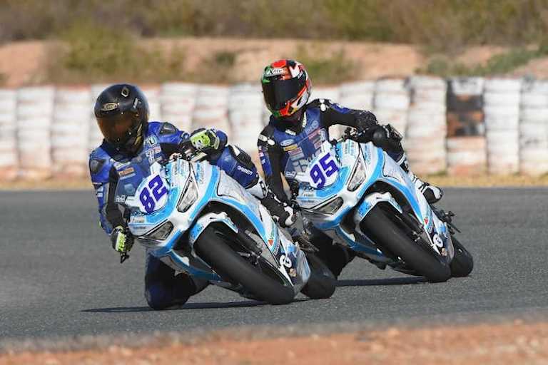 Jef van Calster (82) und Ferre Fleerackers (95) starten 2022 in der IDM Supersport 300