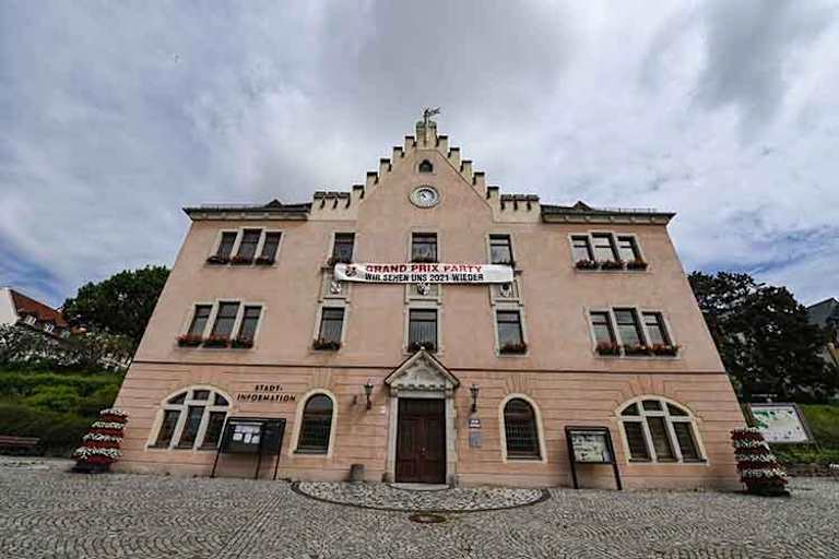 Sogar das Rathaus wurde geschmückt: «Wir sehen uns 2021 wieder»