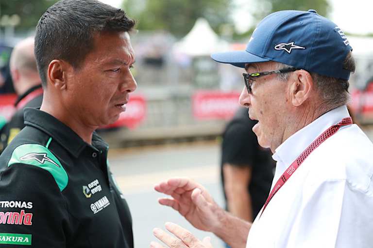 WITHU-Yamahas-RNF-Teambesitzer Razlan Razali mit Carmelo Ezpeleta