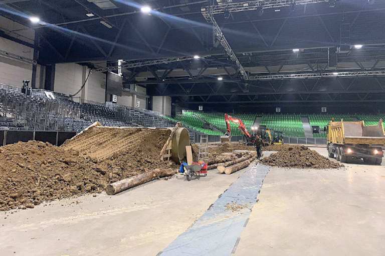 Die Vorbereitungen in der SACHSENarena laufen auf Hochtouren