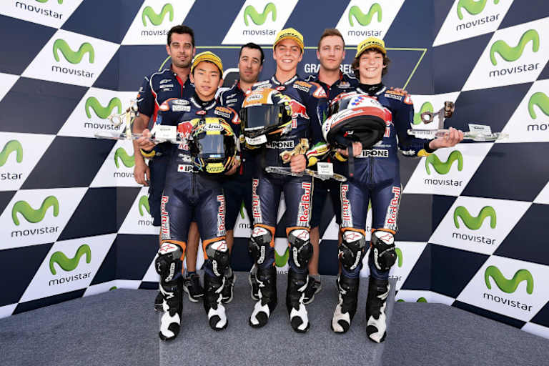 2015 im Rookies Cup: Fabio Di Giannantonio zwischen Ayumu Sasaki und Rory Skinner