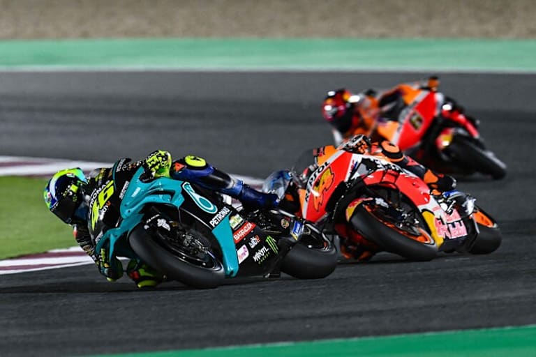 Gedreht: Beide Repsol Honda-Fahrer landeten am Ende vor Valentino Rossi (Yamaha)