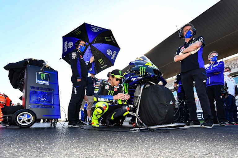 Zum letzten Mal stand Valentino Rossi als Yamaha-Werksfahrer in der MotoGP-Startaufstellung
