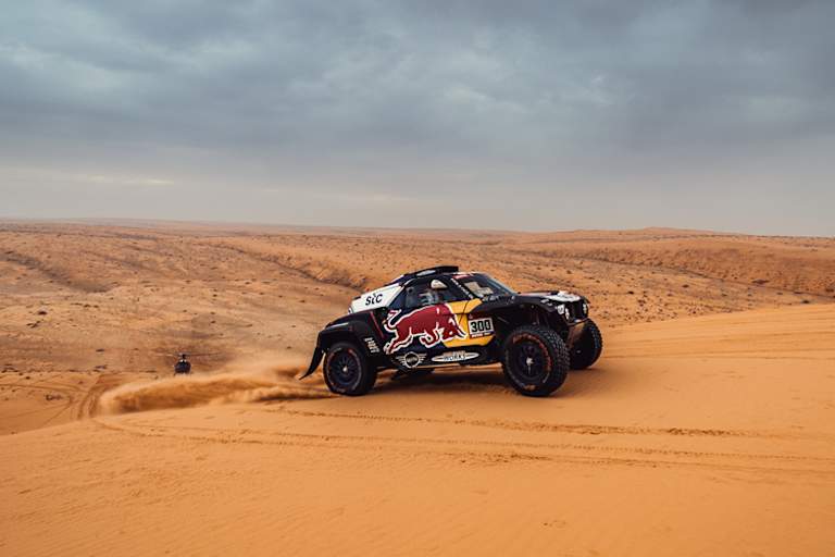 Carlos Sainz kämpft mehr um gute Tagesergebnisse