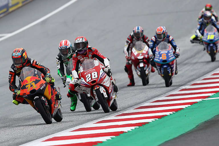 Steiermark-GP: Sasaki (71) neben Guevatas (28) auf GASGAS