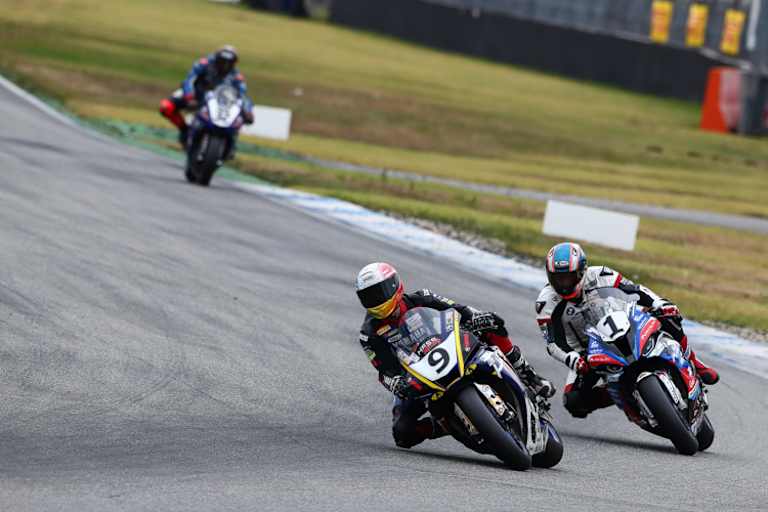 Schmitter vor Mikhalchik