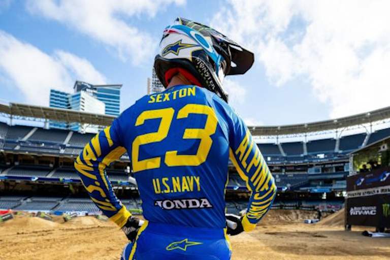 Chase Sexton mit dem Alpinestars Supertech S-M10