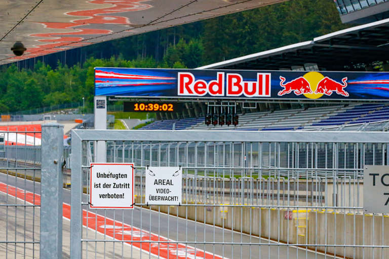 Fans sind nicht zugelassen