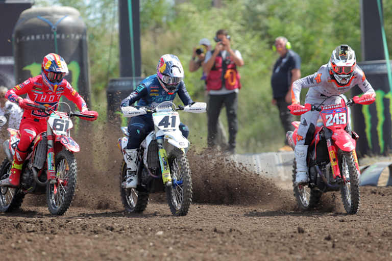 Tim Gajser, Pauls Jonass und Jorge Prado am Start