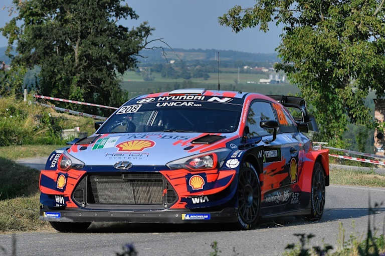 Ott Tänak bei der italienischen Rally di Alba