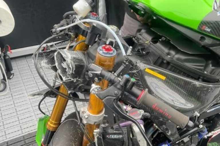 Die Kawasaki Schrott