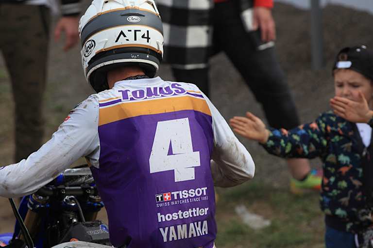 Arnaud Tonus verabschiedet sich bei den Fans