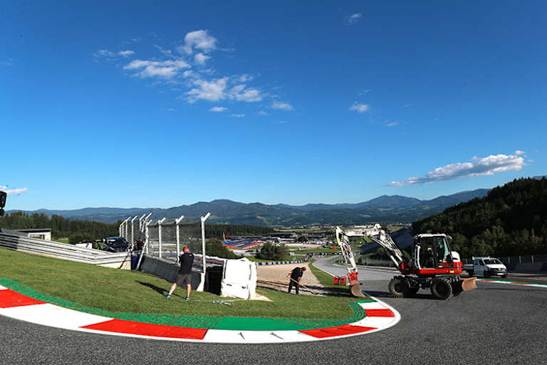 In Turn 3 wurde am Donnerstag umgebaut