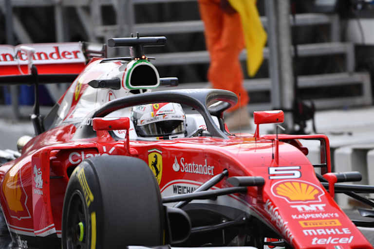 Sebastian Vettel mit dem Halo bei einem Test 2016