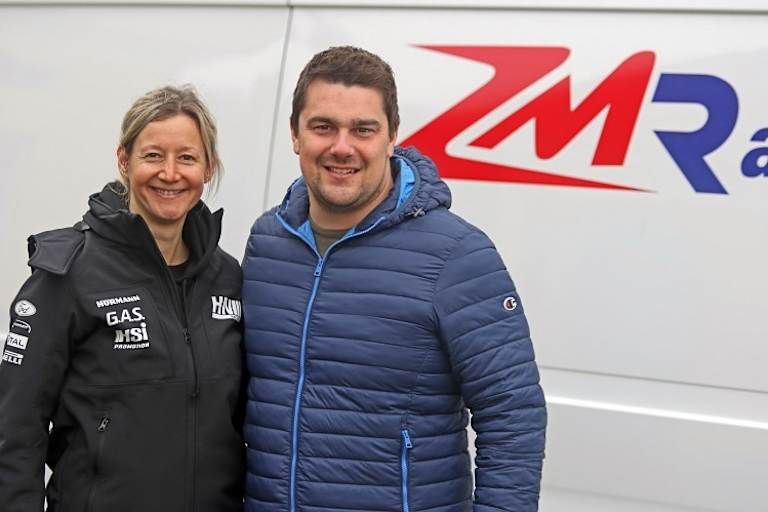 Ursula Mayrhofer (li.) und Dominik Dinkel