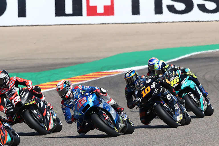Im Rennen: Viñales (12) vor Rins (42), Marini (19), Rossi (46) und Dixon 