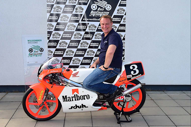 Waldi auf seiner Honda 125 von 1992