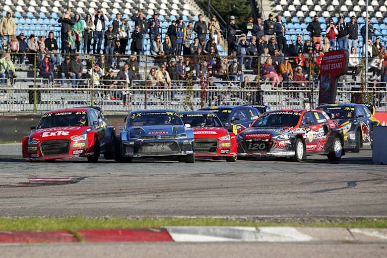 Die Saison startet in Barcelona