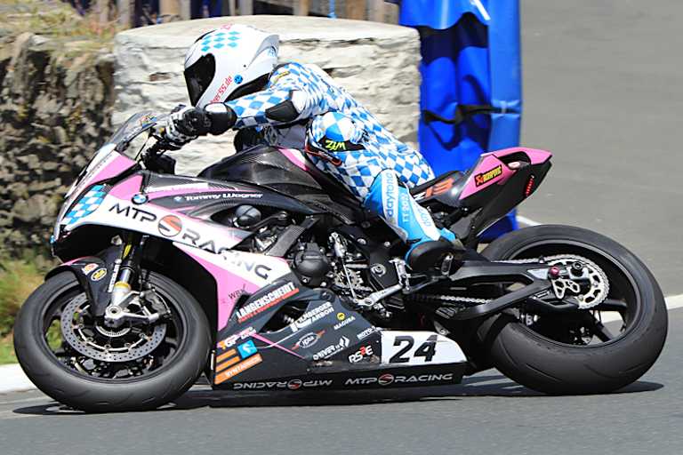 BMW-Fahrer Datzer bei Govenors Bridge