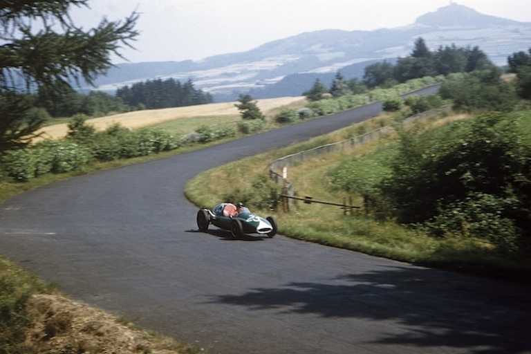 Der Engländer Tony Marsh mit seinem Cooper T43-Climax beim Grossen Preis von Deutschland 1957