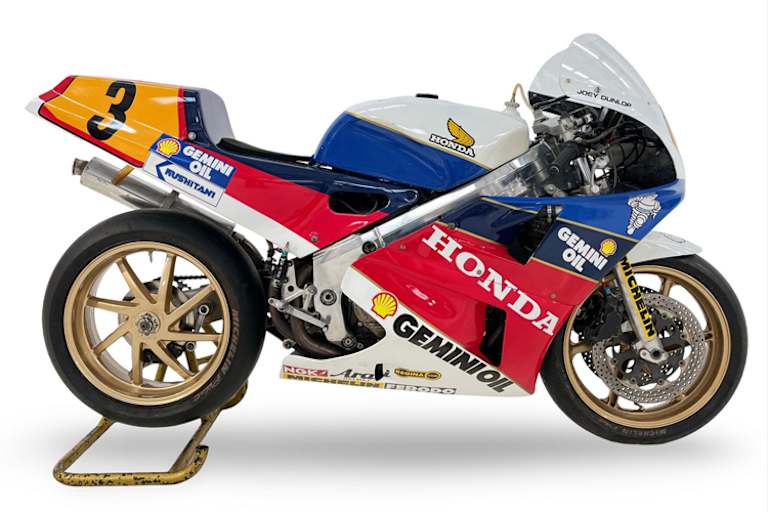 Mit der Honda RC30  gewann Joey Dunlop einige Rennen bei der TT
