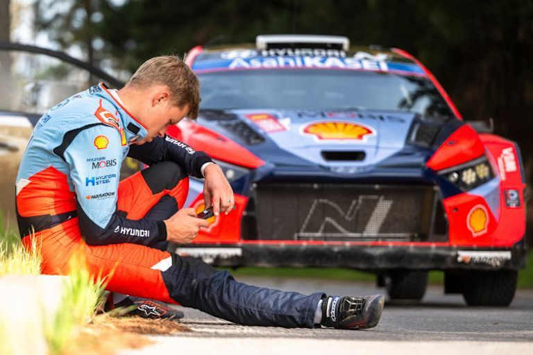 Hyundai-Pilot Ott Tänak sieht nach langen Überlegungen mit der Nutzung eines 2024er-Modells größere Chancen auf Asphalt