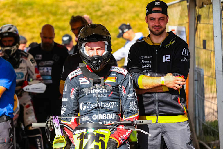 Lukas Fienhage wird am 12. September 26 Jahre alt