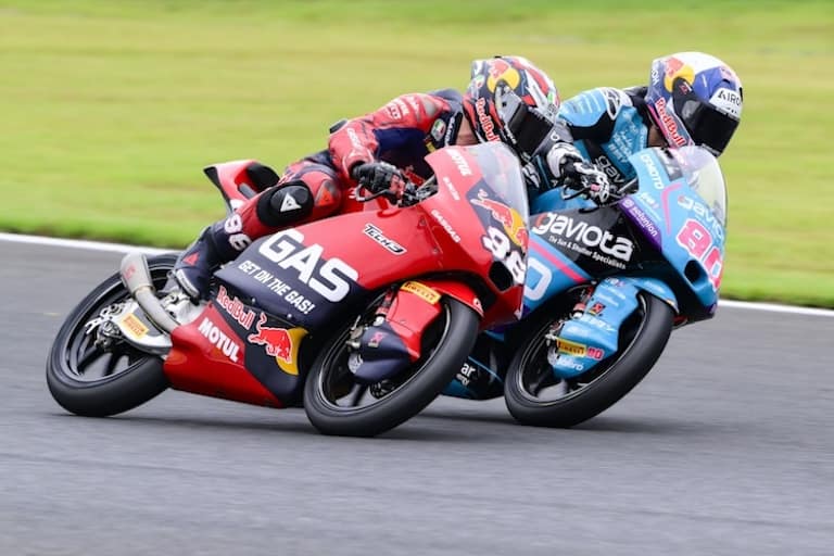 Rückblende: 2024 dominierte Alonso (#80) und holte den Titel vor Dani Holgado (Tech3)