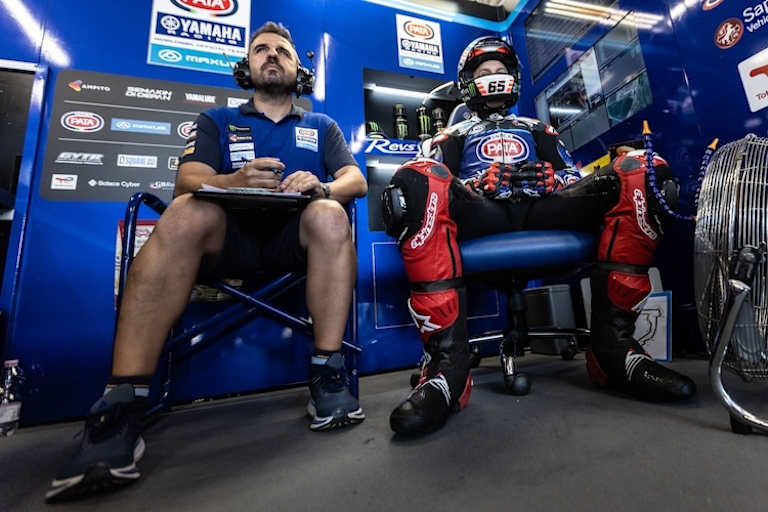 Uri Pallares verabschiedet sich nach dem Test von Yamaha