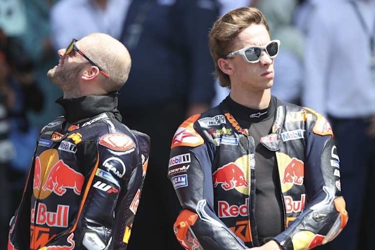 So unterschiedlich können Teamkollegen sein: Brad Binder (li.) und Pedro Acosta