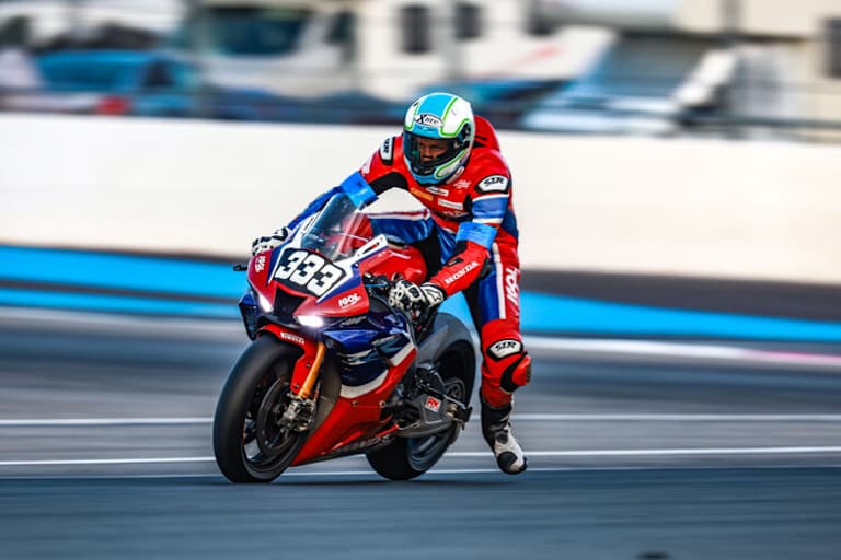Florian Alt ist mit Viltais Honda Racing in den Top-3