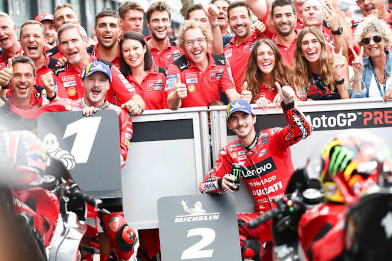 Beide Werks-Ducati kamen auf die ersten beiden Plätze