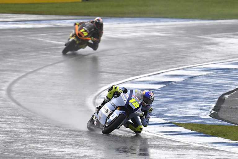 Filip Salac vor dem späteren Sieger Tony Arbolino