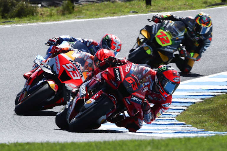 Pecco Bagnaia hatte es in Australien mit einem angriffslustigen Marc Márquez (Honda) zu tun 